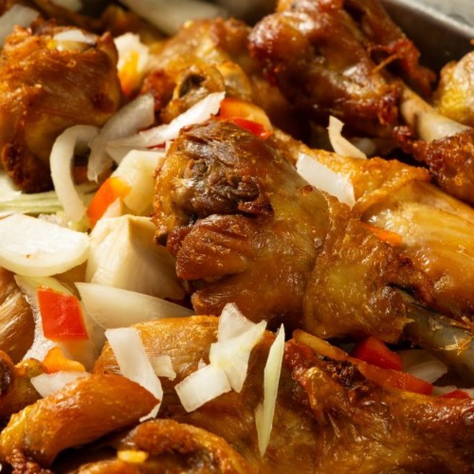 Savor Our Lunch Delights